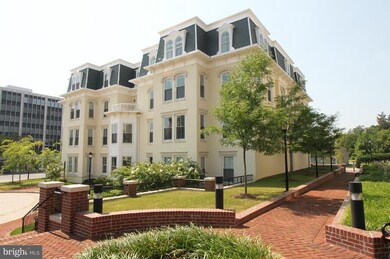 910 Powhatan St unit 203N, Alexandria, VA 22314 - photo 6