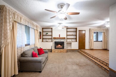 559 Rancho Viejo Dr, Socorro, TX 79927 - photo 5