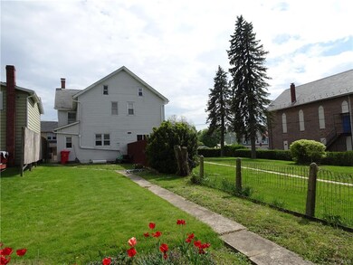 235 Penn St, Bath, PA 18014 - photo 4