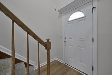 3843 Peak Ridge Dr, Columbus, OH 43230 - photo 4