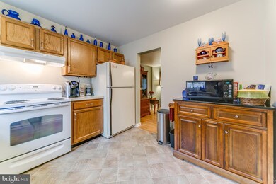 624 Barrington Ct, Palmyra, PA 17078 - photo 6