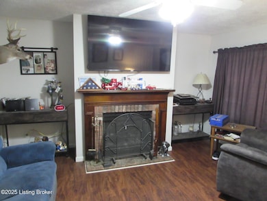 174 W Joyce Ln, Brooks, KY 40109 - photo 5