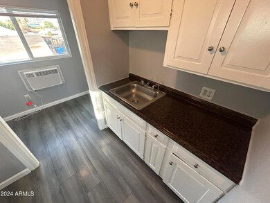 1832 E Harvard St unit C, Phoenix, AZ 85006 - photo 6