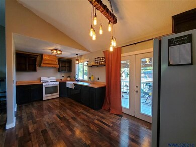 983 Sagrada Cir N, Keizer, OR 97303 - photo 4