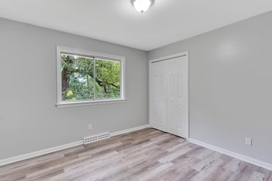 4212-Rogers-Rd-Photos-5