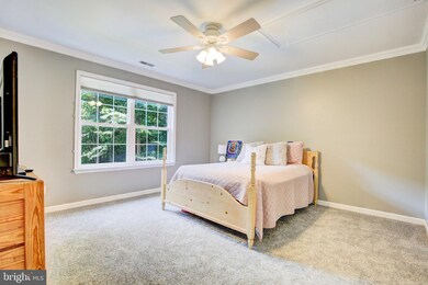 3038 Queensberry Dr, Huntingtown, MD 20639 - photo 7