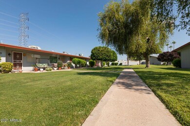 14052 N Newcastle Dr, Sun City, AZ 85351 - photo 6