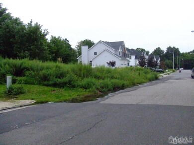 426 Kosciusko Ave, South Plainfield, NJ 07080 - photo 5