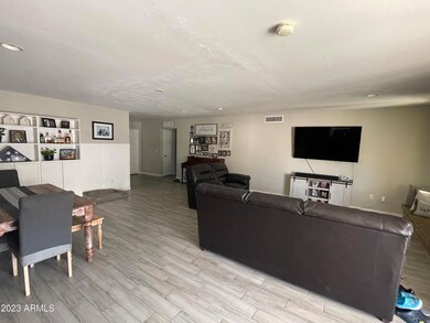 Siesta Living Area2