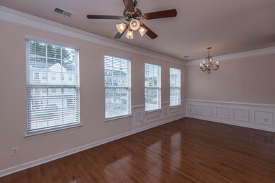 Living Room / Dining Room