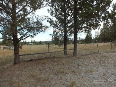 62740 Dixon Loop, Bend, OR 97701 - photo 4