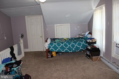 1038 Stuyvesant Ave, Trenton, NJ 08618 - photo 6