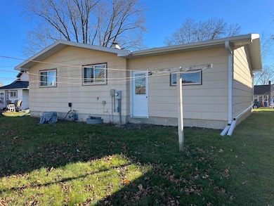 1027 Prairie Ave, Hillsboro, WI 54634 - photo 5