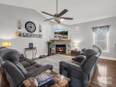 2238 Mintew Cir, Lincolnton, NC 28092 - photo 5