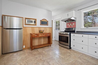 20 Linden Cir, Georgetown, MA 01833 - photo 4