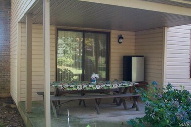 Covered rear patio off living room