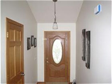 834 Sumac St, Oregon, WI 53575 - photo 4