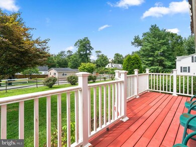 836 S 15th St, Purcellville, VA 20132 - photo 3