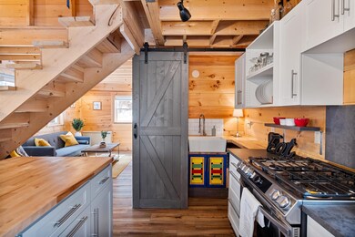 362 Vt Route 15 E, Hardwick, VT 05843 - photo 7