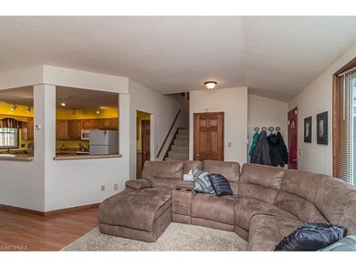 9795 Tannery Way, Olmsted Falls, OH 44138 - photo 4