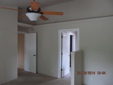 787 Idle Ct, Grants Pass, OR 97527 - photo 2