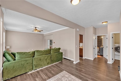 1482 Barrymore Ln, Wadsworth, OH 44281 - photo 2