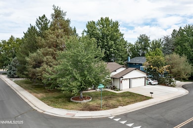 795 Twin Pines Ct, Reno, NV 89509 - photo 3