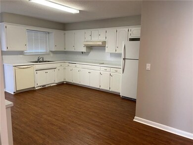 4136 NW 52nd St, Oklahoma City, OK 73112 - photo 4