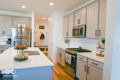 3703 Gilmore Place, Bargersville, IN 46106 - photo 4