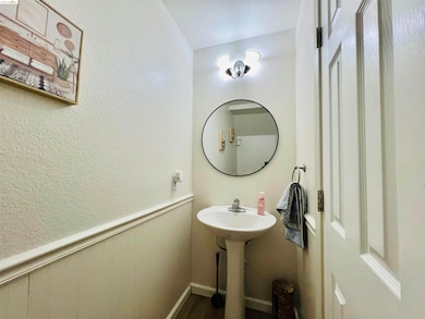 2215 Dune Place, Stockton, CA 95206 - photo 7