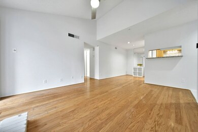 7900 N Stadium Dr unit 86, Houston, TX 77030 - photo 5
