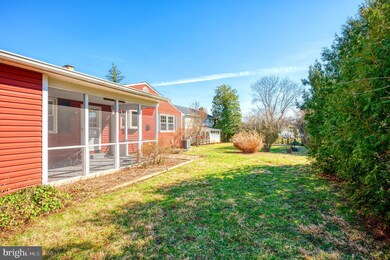 8204 Thornton Rd, Towson, MD 21204 - photo 2