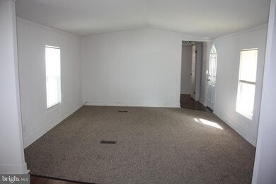 302 Don Dr, New Holland, PA 17557 - photo 3