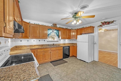 2212 Warren Dr, Morristown, TN 37814 - photo 6