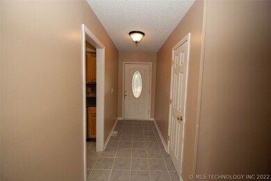 21541 E 32nd St S, Broken Arrow, OK 74014 - photo 2