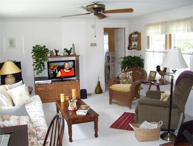 8 Bayberry Ln, Kingston, MA 02364 - photo 3