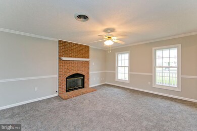 105 Driftwood Dr, Stephens City, VA 22655 - photo 5