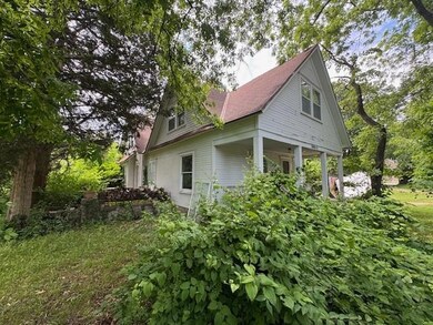 10015 Johnson Dr, Shawnee, KS 66203 - photo 4