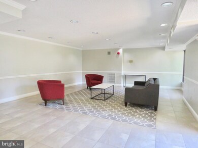 6143 Leesburg Pike unit 301, Falls Church, VA 22041 - photo 4