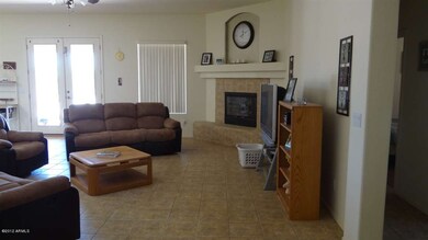 Great Room W/Fireplace