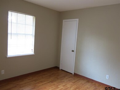 1601 1601 Woodland Hills Dr, Tyler, TX 75701 - photo 4