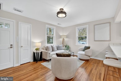 10238 Capitol View Ave, Silver Spring, MD 20910 - photo 6