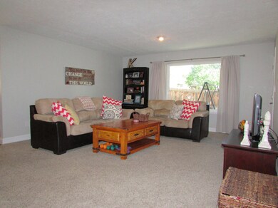 4-Large Living Room