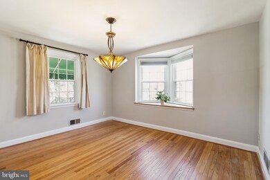 1559 Cottage Ln, Towson, MD 21286 - photo 7