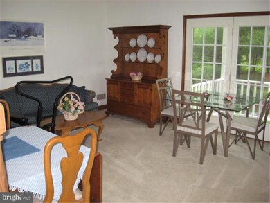 22 Blueberry Ln, Perkasie, PA 18944 - photo 3