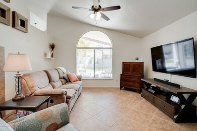 N Forest Lake Way-7
