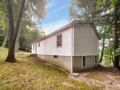 30 Manhattan Rd, Worcester, MA 01602 - photo 5