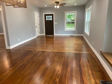 dining/living room area
