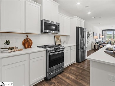 11 Reames Ct, Greenville, SC 29611 - photo 6