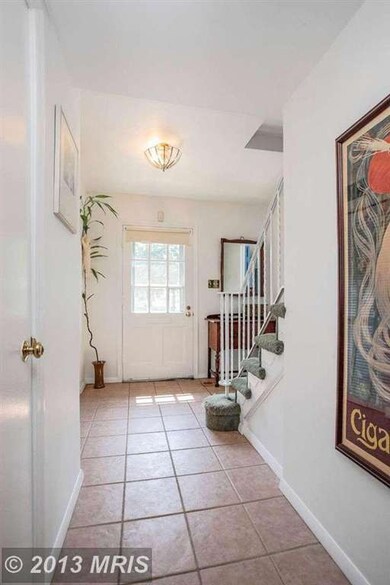 2304 Wheystone Ct, Vienna, VA 22182 - photo 5